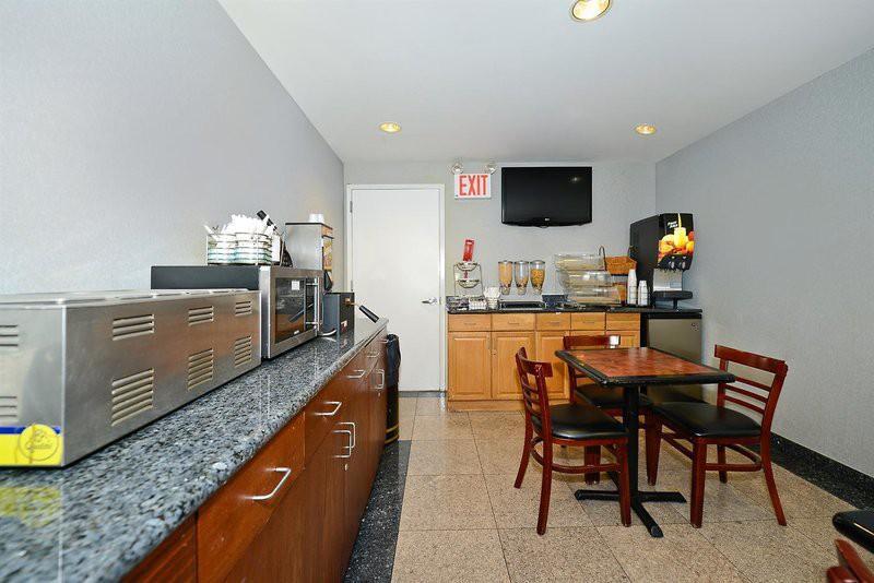 East New York Inn Екстериор снимка